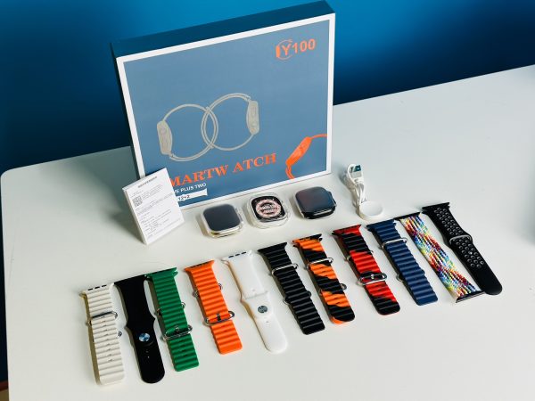 Y100 Couple Smartwatch With 11 Straps